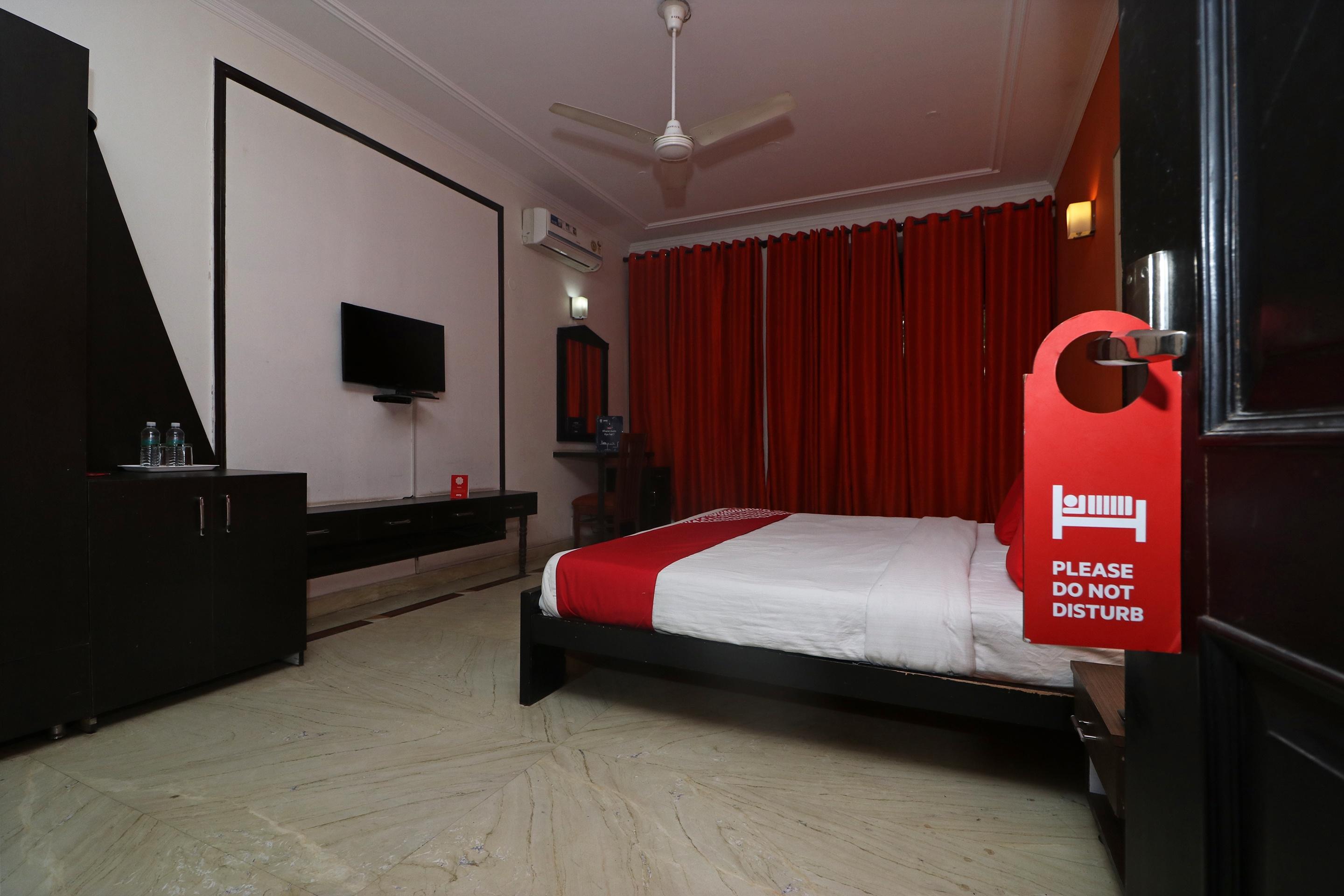 Super Hotel O Hare Rama Guest House نيودلهي المظهر الخارجي الصورة